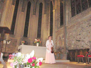 ouest france concert 150 personnes ont applaudi  natacha triadou et son violon virtuose 